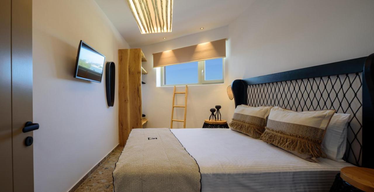 Vrachos Mykonos 3*